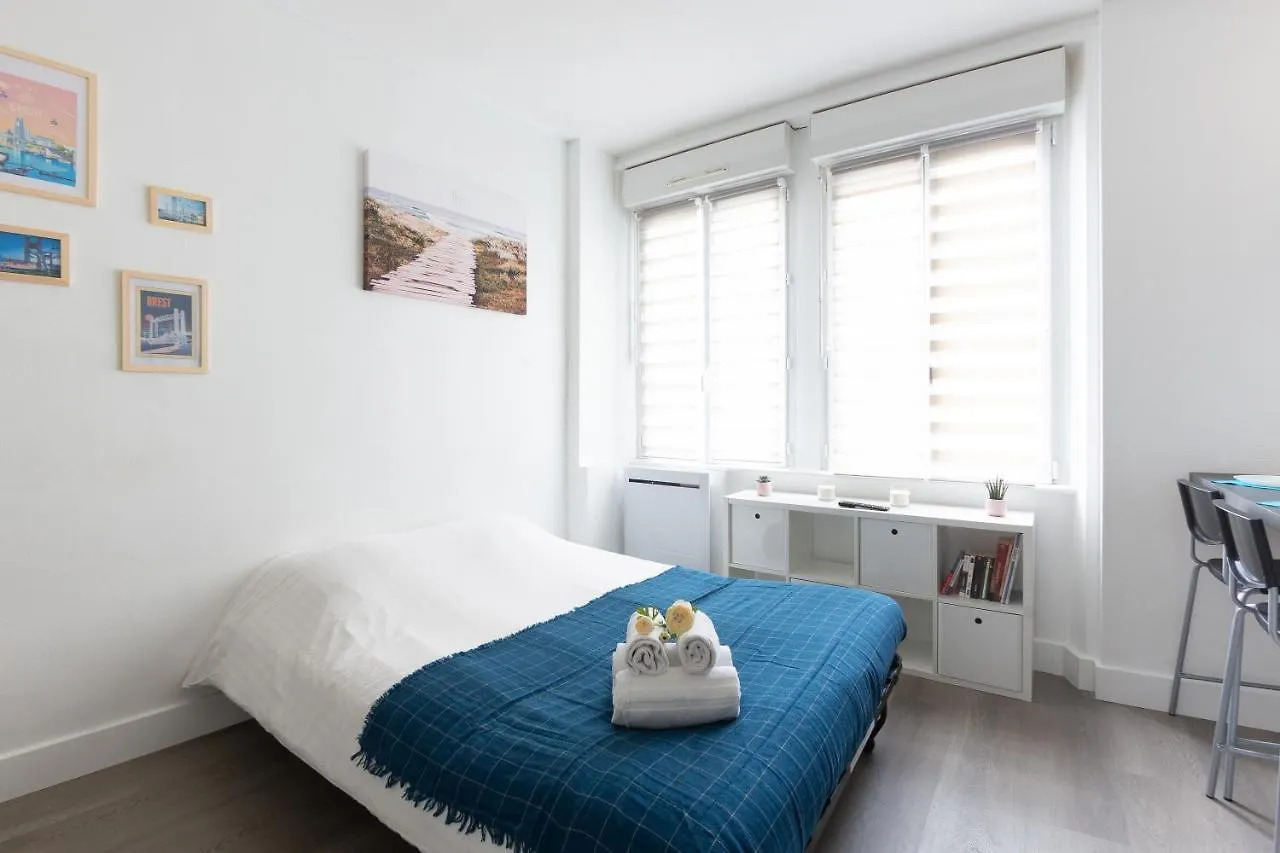 Yannig, Charmant Studio Renove A Recouvrance Brest France